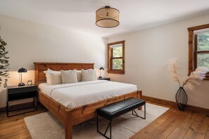 4 bedrooms, desk, iron/ironing board, travel cot - La Canopée | Spa | Plein-air Mont-Blanc/Mont-Tremblant (Mont-Blanc)