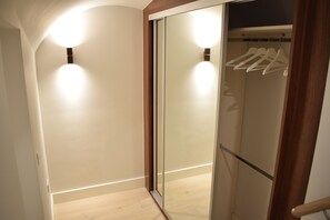 Interior - Spacious and Modern 2BD Flat in Pimlico (London)