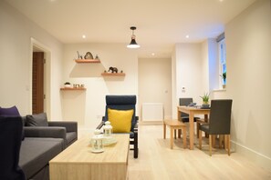 Interior - Spacious and Modern 2BD Flat in Pimlico (London)