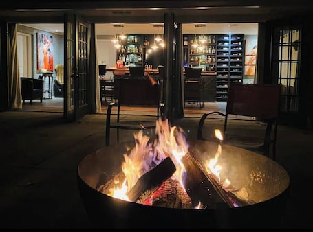 Bar (on property). "Bourbon Bonfire" Vacation Home near Lake Greeson
