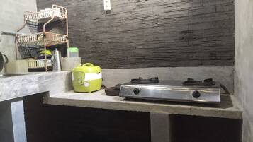 Vila, 3 kamar tidur, dapur, pemandangan sungai | Dapur pribadi