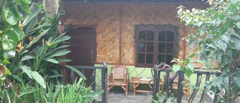 Standard Twin Room, 1 Bedroom, Garden View | Terrace/patio