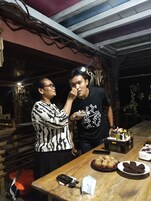 Se ofrece un desayuno continental (30000 IDR por persona)