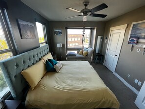 3 bedrooms, desk, free WiFi, bed sheets - Modern Townhome in Daybreak - Walk to Main St - Restaurants (South Jordan)
