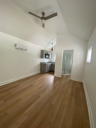 Studio cottage Modern country life -5min to  Knightdale Downtown and restaurants