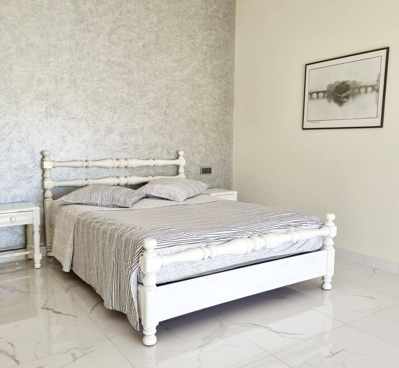8 chambres, Wi-Fi, draps fournis