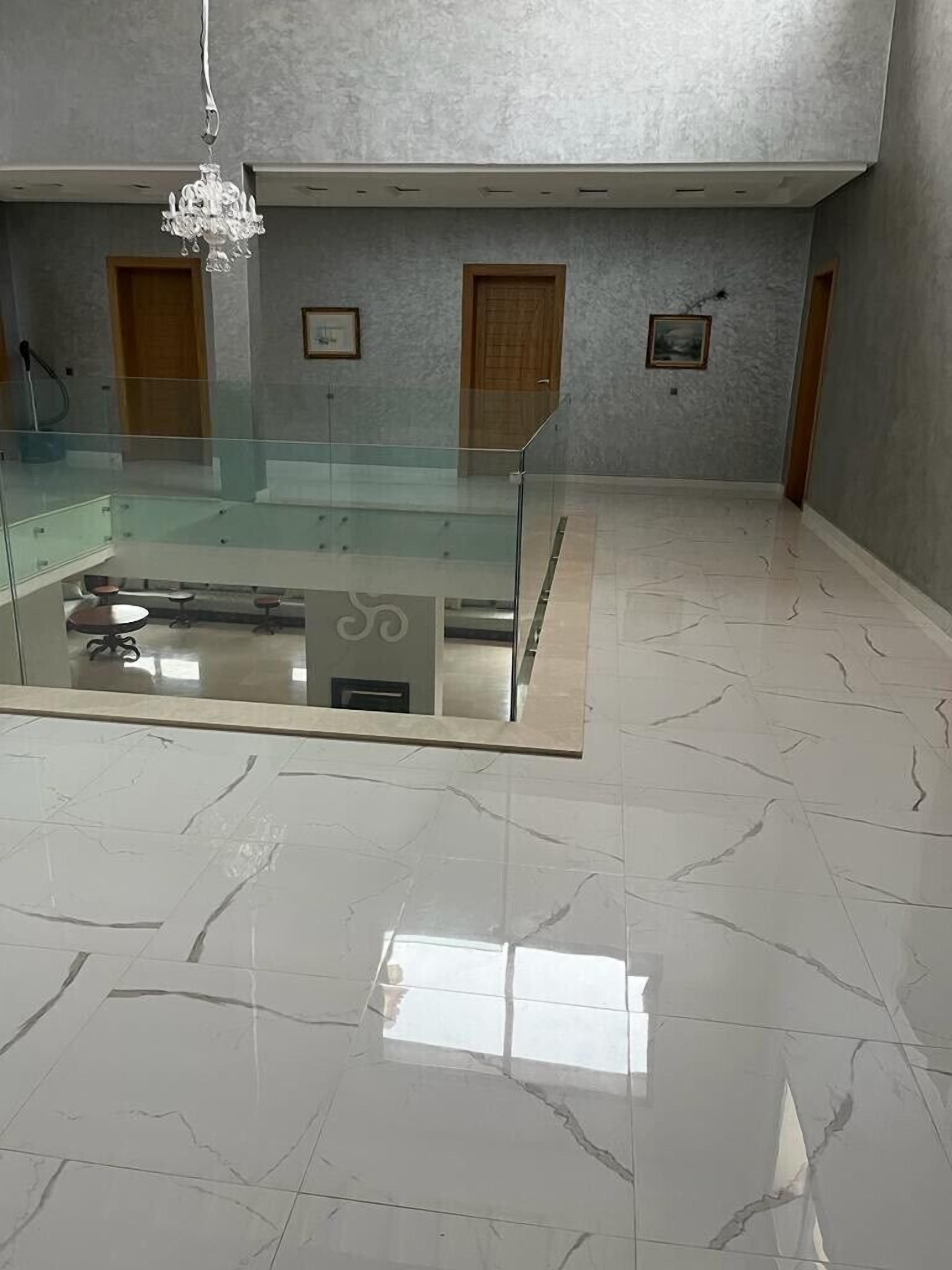 8 bedrooms, WiFi, bed sheets