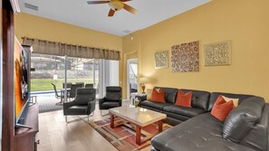 TV, video games, DVD player, ping pong - New Listing! Windsor Hills Resort, 3mi to Disney & 12mi to Universal - GRH438774 (Kissimmee)