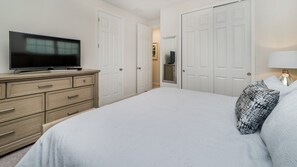 6 عدّة غرف نوم ومكتب ومكواة/لوح كي وواي فاي مجانًا