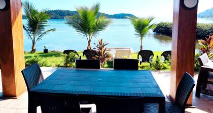 Amazing beach villa with access to the carribbean sea