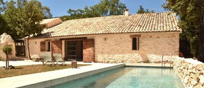 Alberca al aire libre 