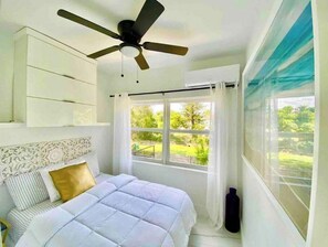 4 bedrooms, desk, iron/ironing board, free WiFi