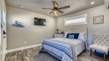 1 soveværelse, skrivebord, weekendseng, gratis Wi-Fi