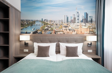 Design Double or Twin Room | Desk, soundproofing, iron/ironing board, free WiFi