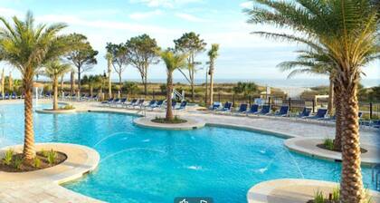 Renovated Oceanview End Unit w/ Use of Hilton Ocean Oak Resort and Amenities