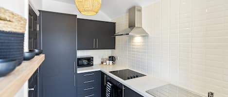 Appartement, salle de bain privée | Cuisine partagée