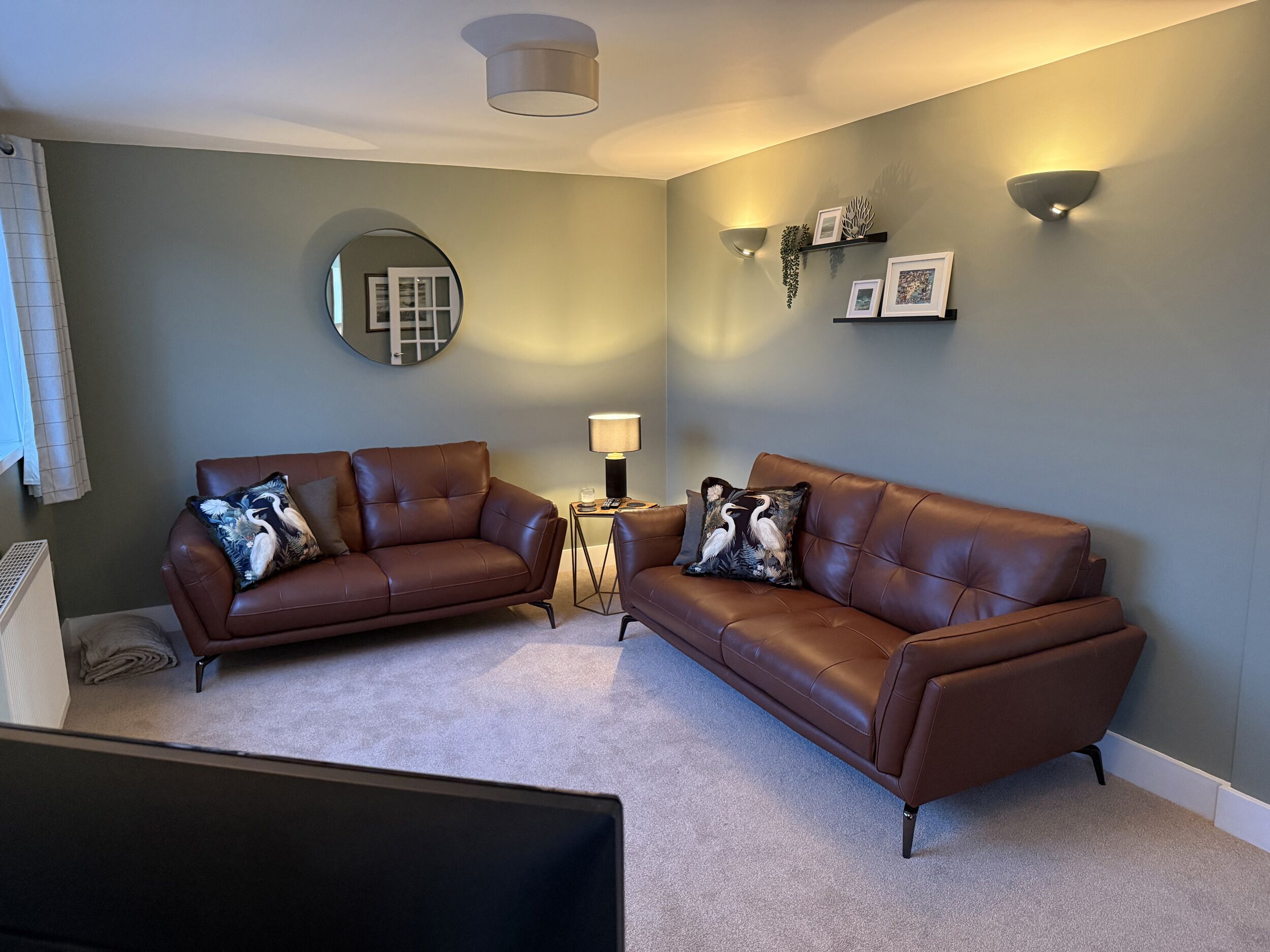 Cottage | Living area | Video-game console, DVD player