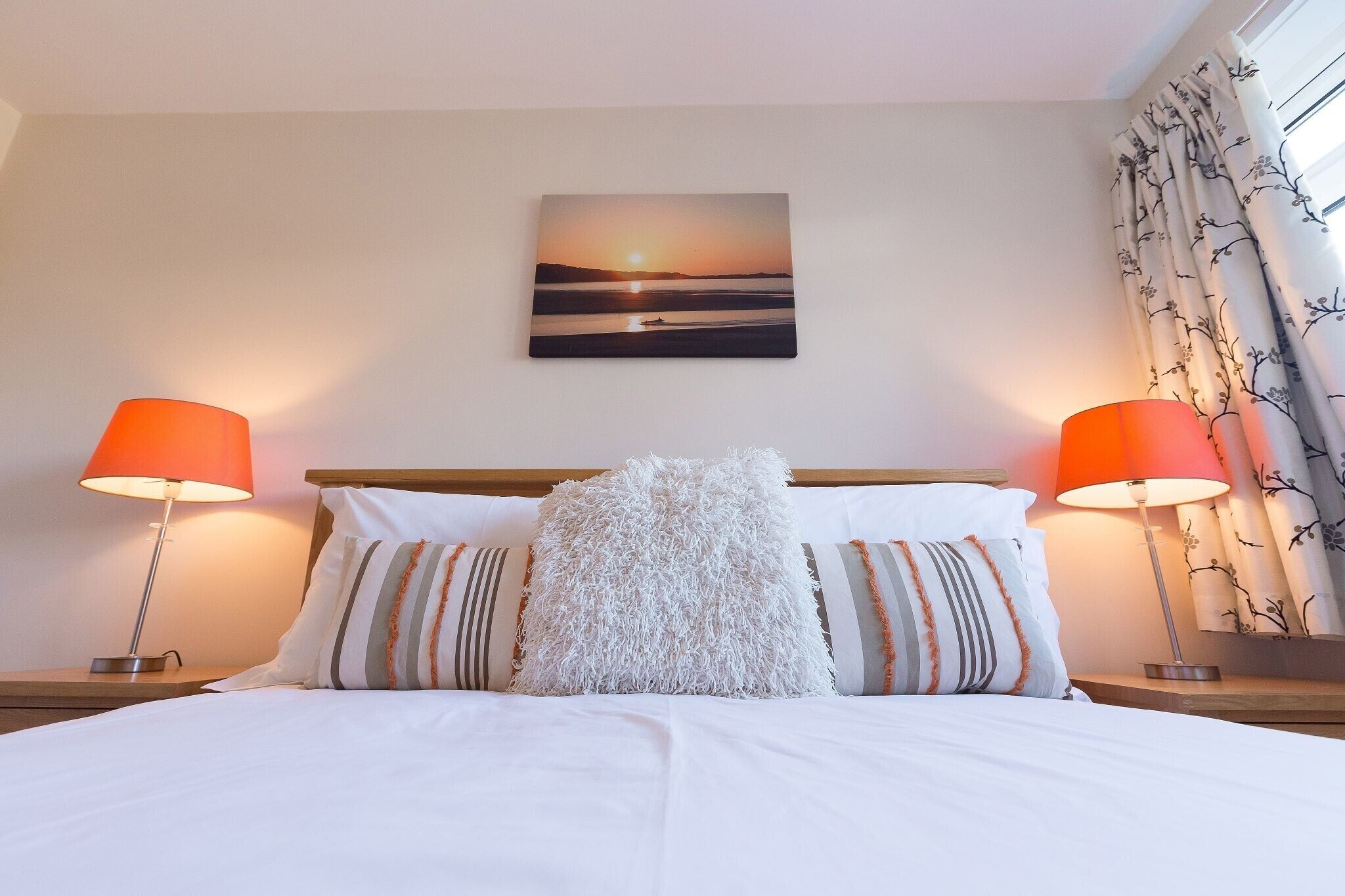 3 bedrooms, individually decorated, individually furnished, free WiFi