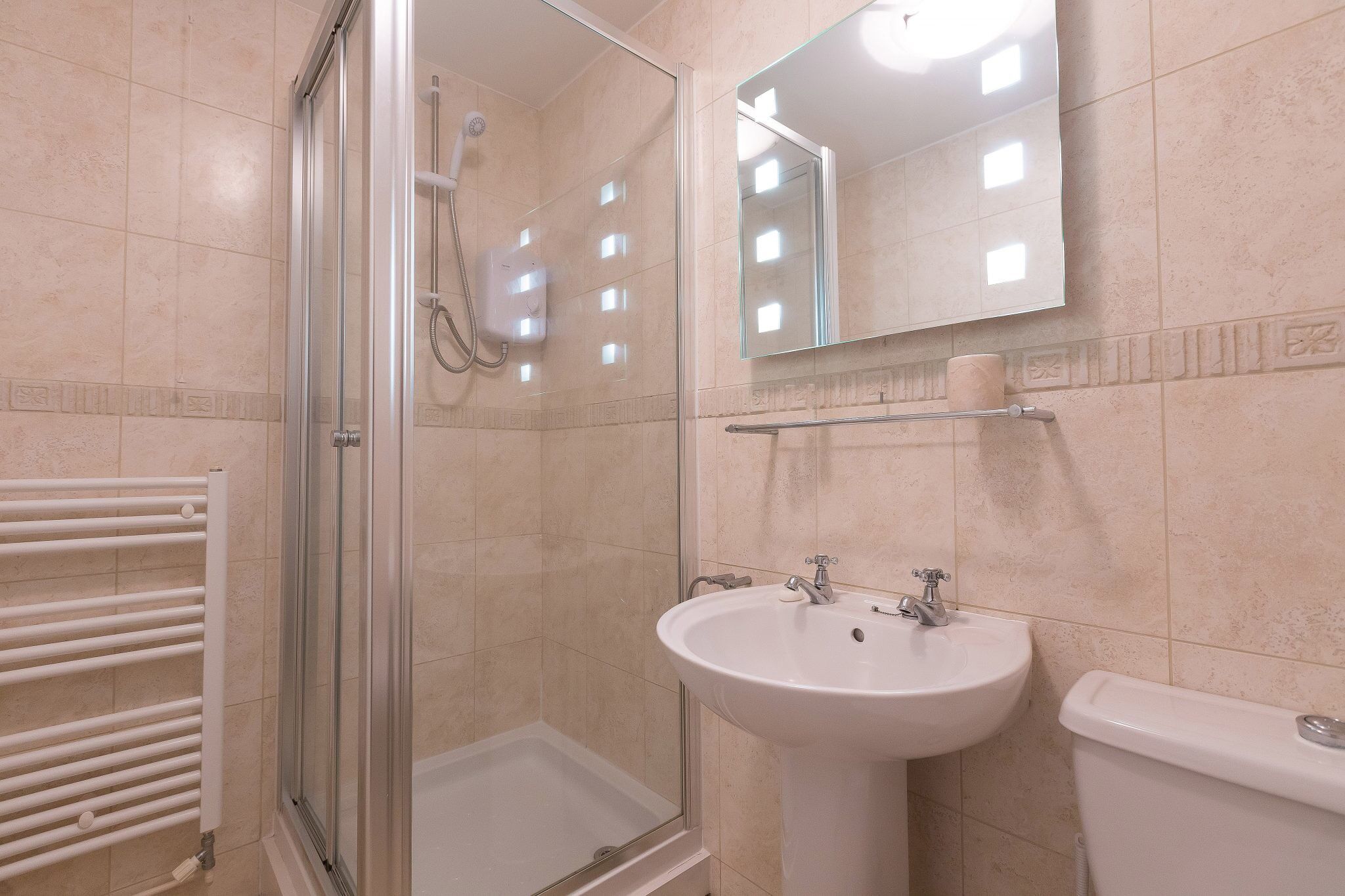 Cottage | Bathroom | Shower