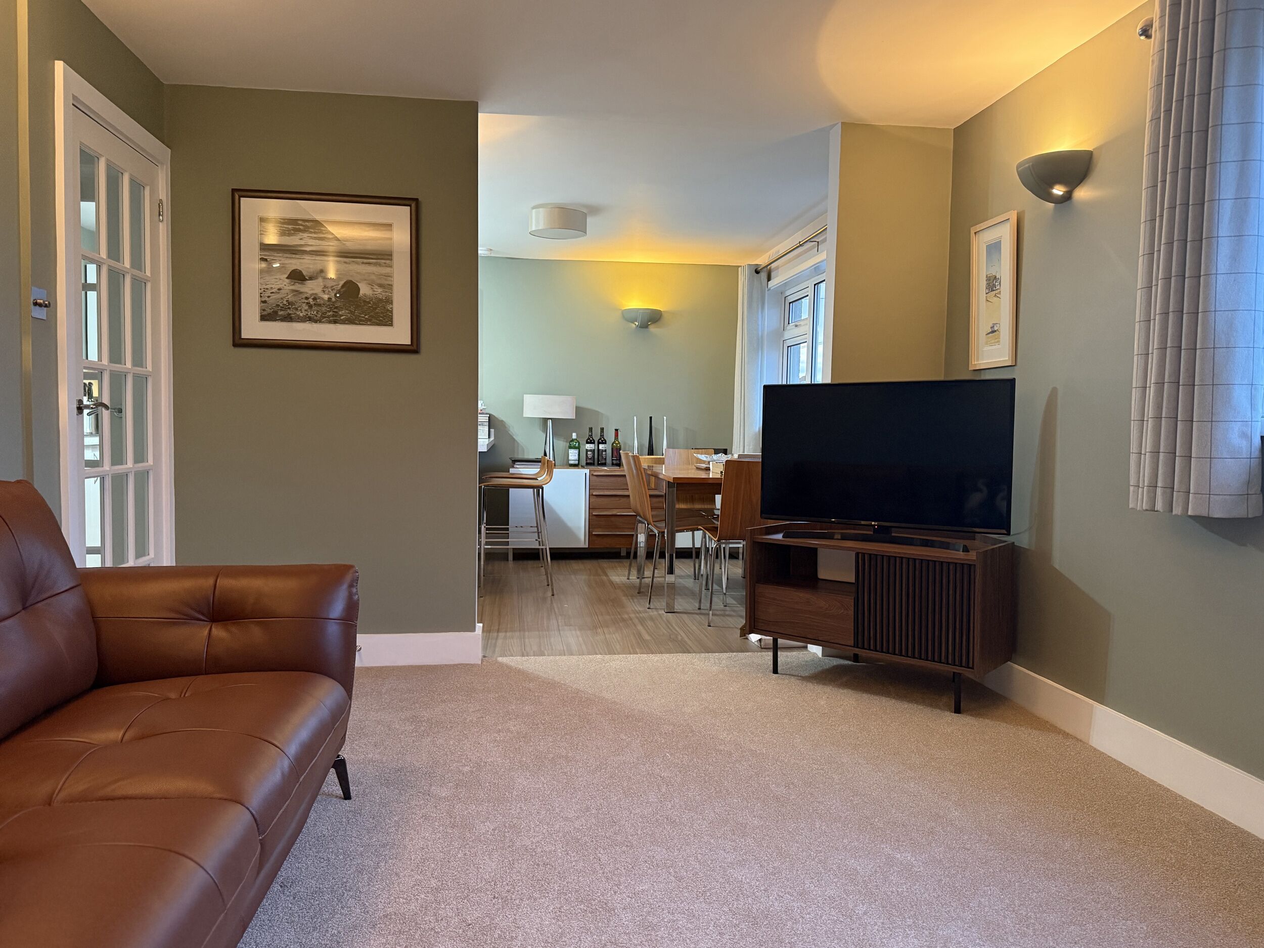Cottage | Living area