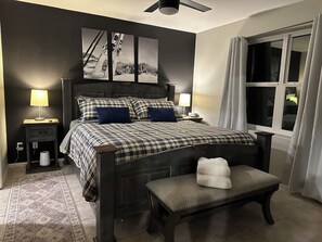 4 bedrooms, iron/ironing board, free WiFi, bed sheets