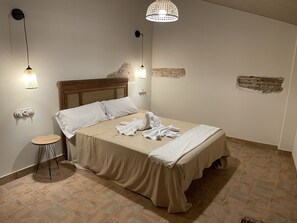 6 quartos, berço de viagem, Wi-Fi de cortesia, roupa de cama