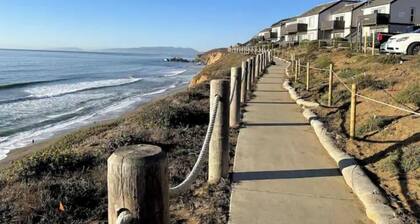 Ocean/Beach Front 🐳🐬w/ Panoramic Oceanviews🌅🪂