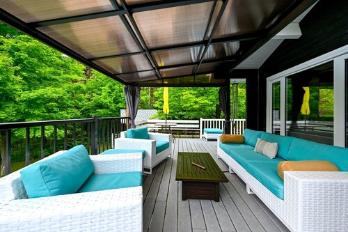 4 Season Log Chalet Home with Hot Tub