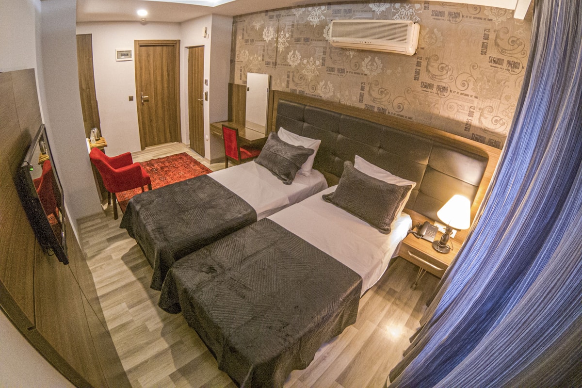 City Room, 1 Double Bed | Egyptian cotton sheets, premium bedding, minibar, in-room safe