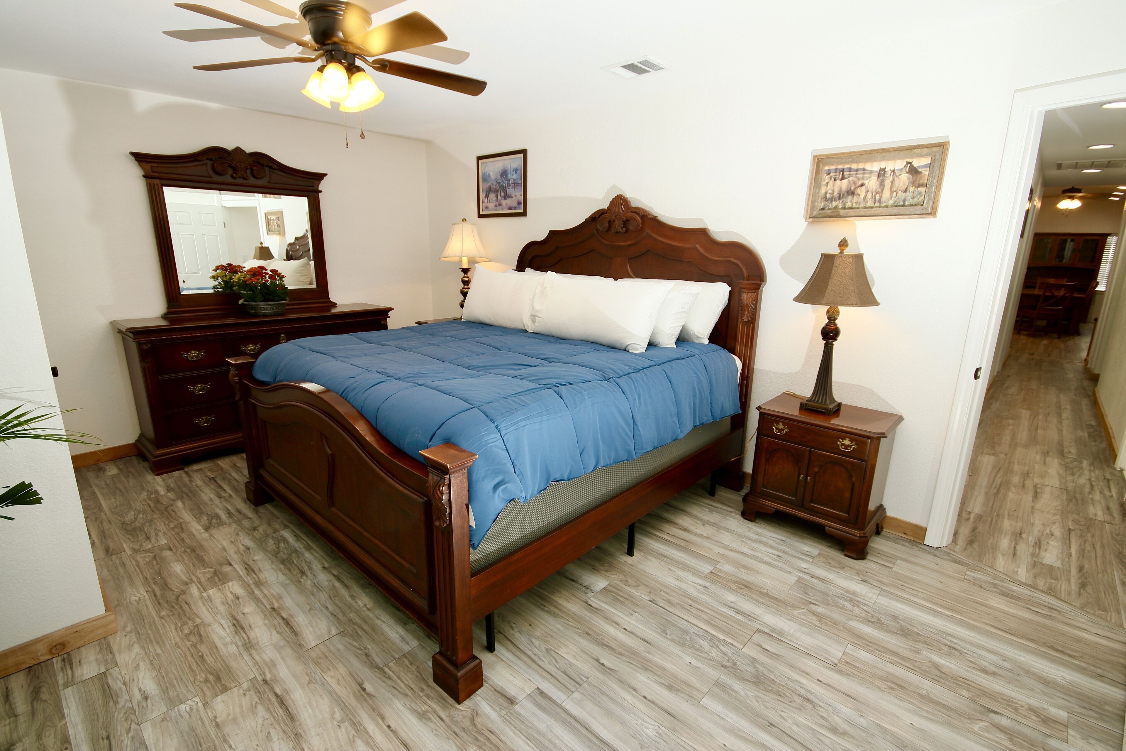 3 habitaciones, tabla de planchar con plancha y wifi gratis 