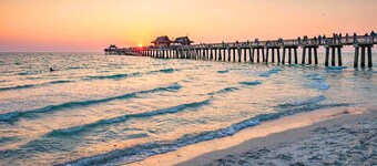 Beach Bliss: Heated Pool, 2.7Miles to Beach, Free Parking 🌊🌴 #RelaxationAwaits
