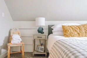 2 bedrooms, iron/ironing board, travel cot, free WiFi
