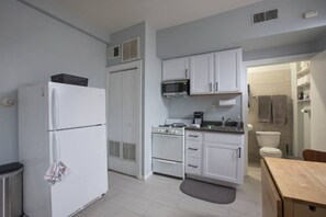 Private kitchen - Blues Brothers - Express | South Loop Studio (Chicago)