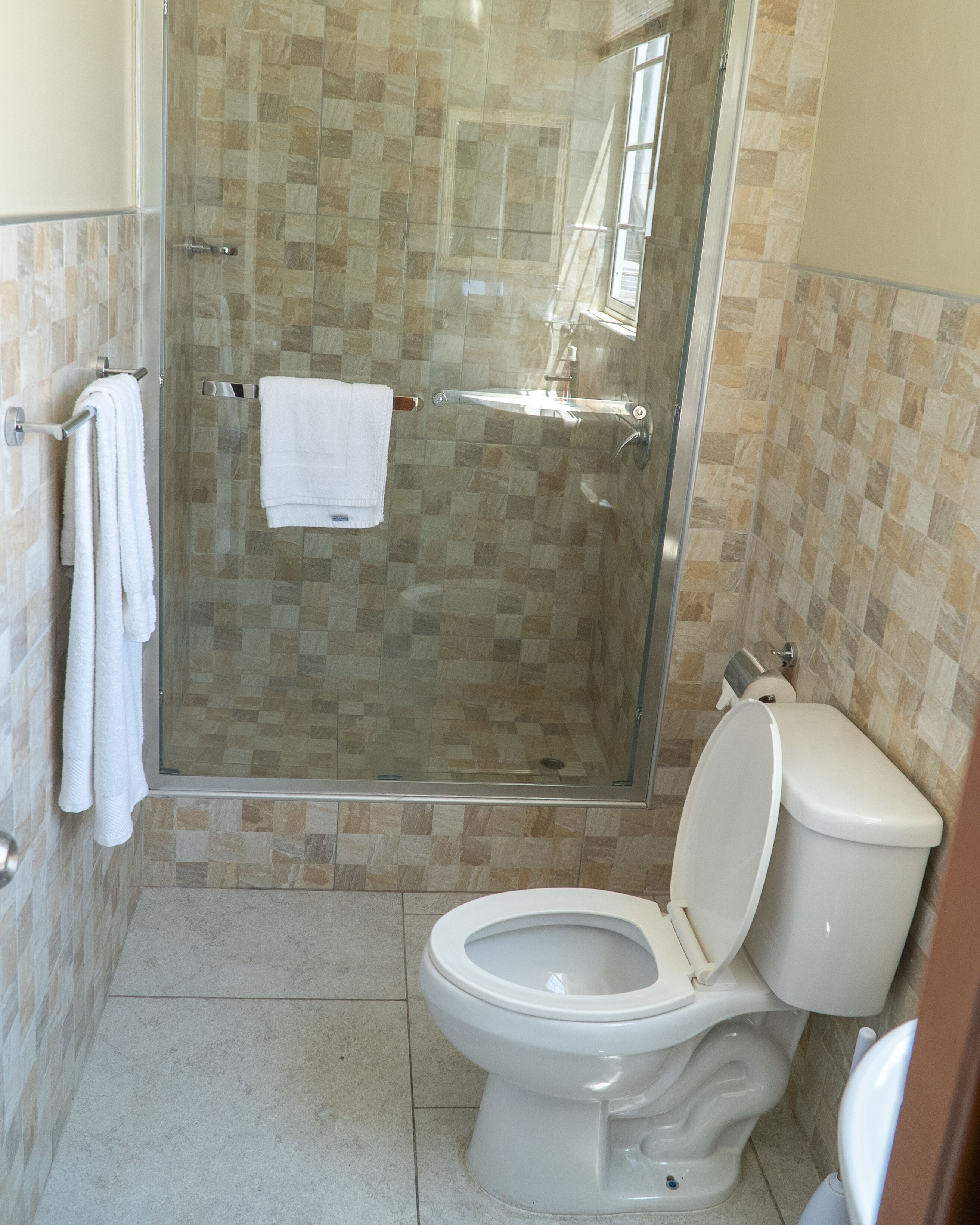 Economy-Doppelzimmer | Badezimmer
