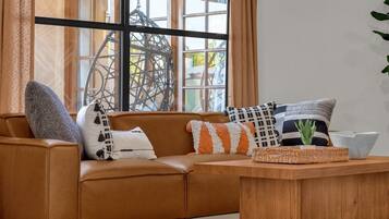 Smart TV, estéreo y oficina