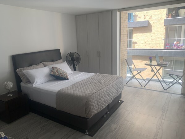 1 bedroom, WiFi, bed sheets