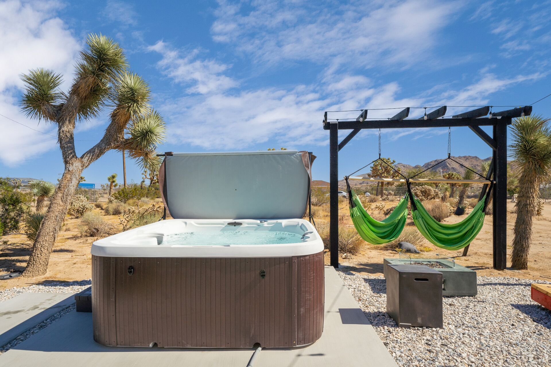 Bain à remous extérieur