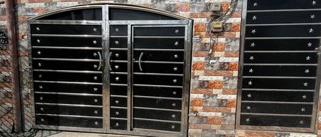 House | Exterior detail