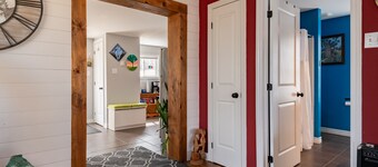 Artistic Getaway Near Halifax | King Bed, Spacious Deck & Fire Pit