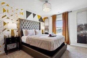 3 chambres, coffres-forts dans les chambres, bureau