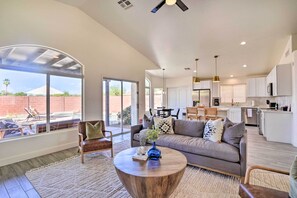 TV, table football - Heated Pool + Foosball: Modern Phoenix Sanctuary (Phoenix)
