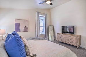 3 chambres, fer et planche à repasser, lit de bébé portatif, Wi-Fi
