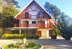 Exterior - Pousada Château dos Fontes (Campos do Jordão)
