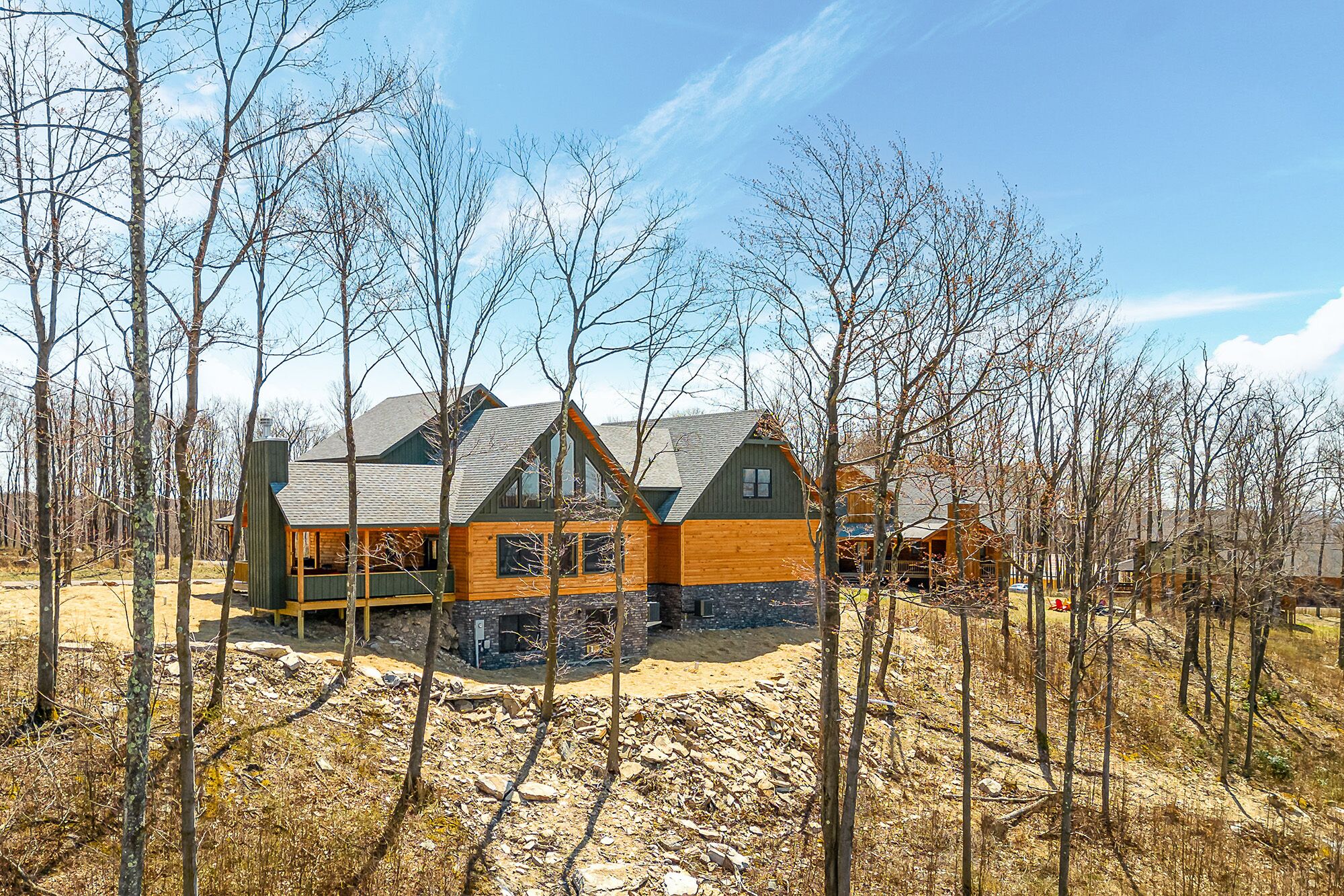Mountain Crest Lodge | Golf, Skiing, New Home!