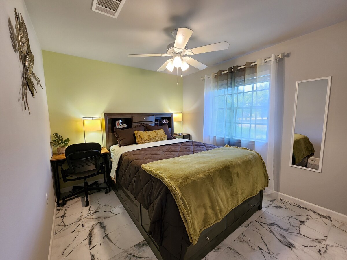 Photo 25 of Modern 3BR House near Downton Austin