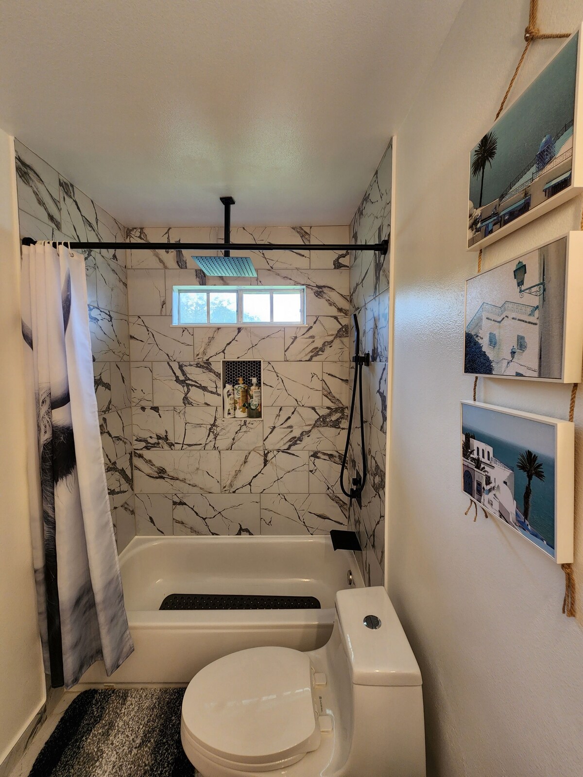 Photo 24 of Modern 3BR House near Downton Austin