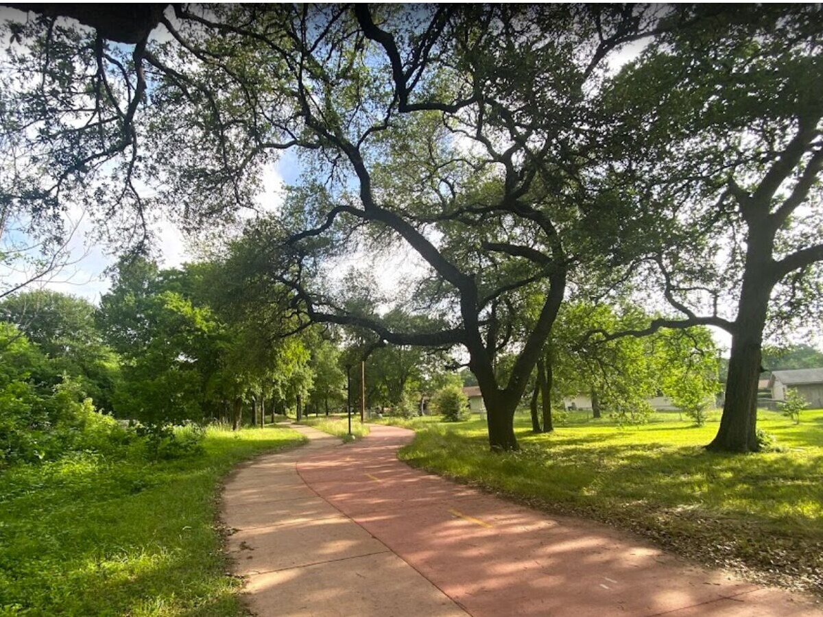 Photo 37 of Modern 3BR House near Downton Austin