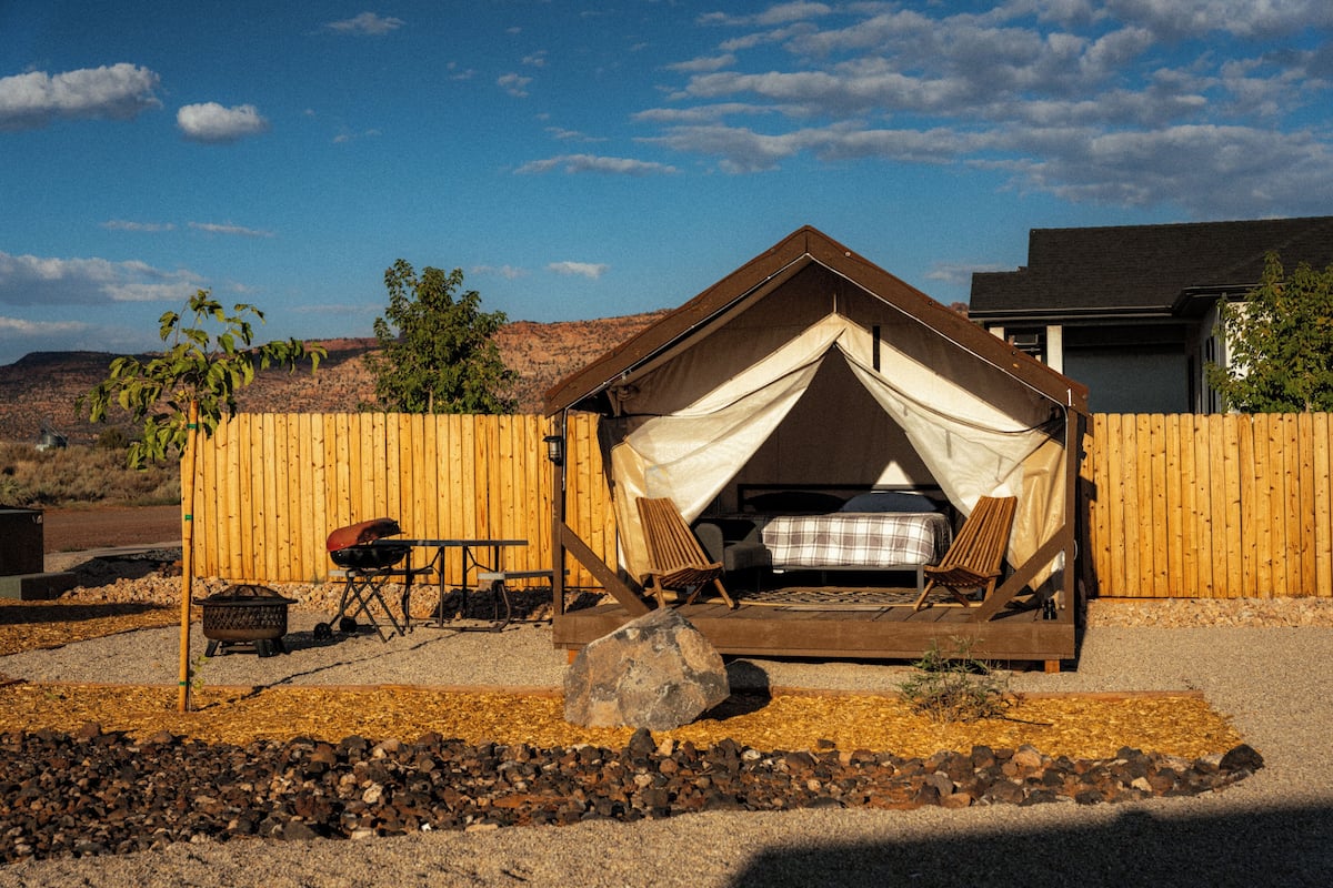 Tente (Safari Tent) | Literie hypoallergénique, décoration personnalisée