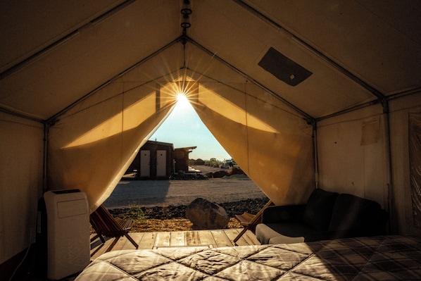 Tente (Safari Tent) | Literie hypoallergénique, décoration personnalisée