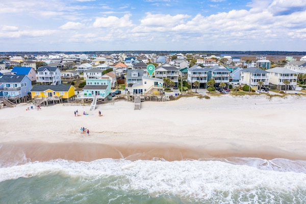 Ubicación a pie de playa, tumbonas y toallas de playa